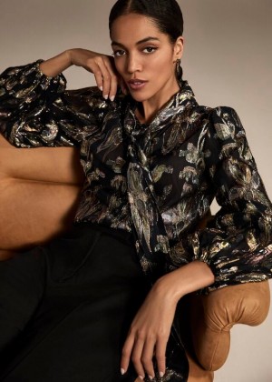 Black / Multicolor Phase Eight Tessa Floral Filcoupe T Shirts | 3697SEDZX