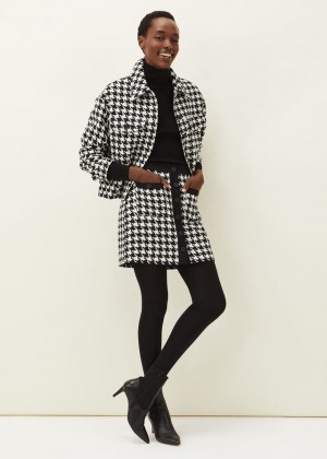 Black / White Phase Eight Brienna Dogtooth Jackets | 5197NAFXV