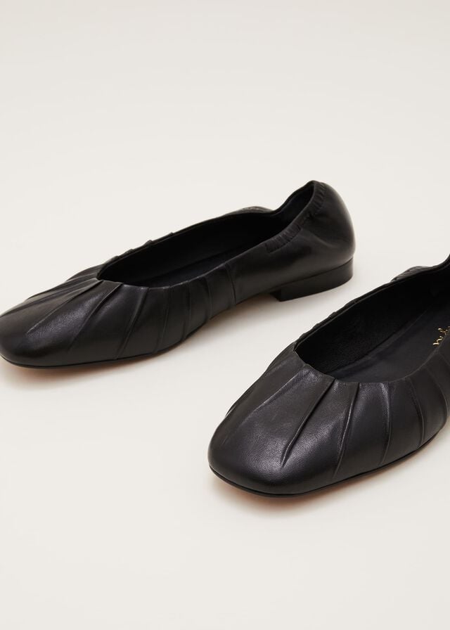 Black Phase Eight Elasticated Flats | 7928PTGFK