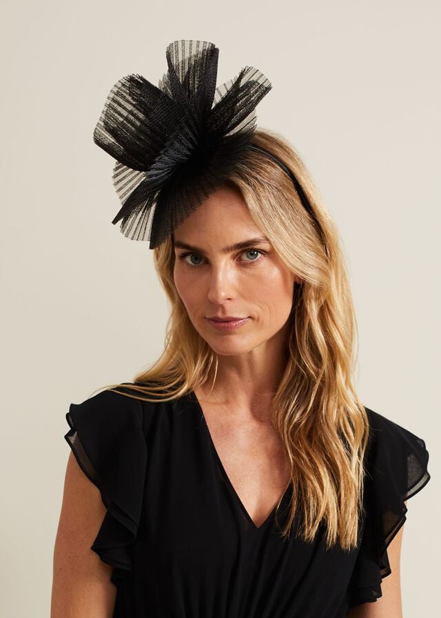 Black Phase Eight Freeform Flower Hats | 6915ZHMUP