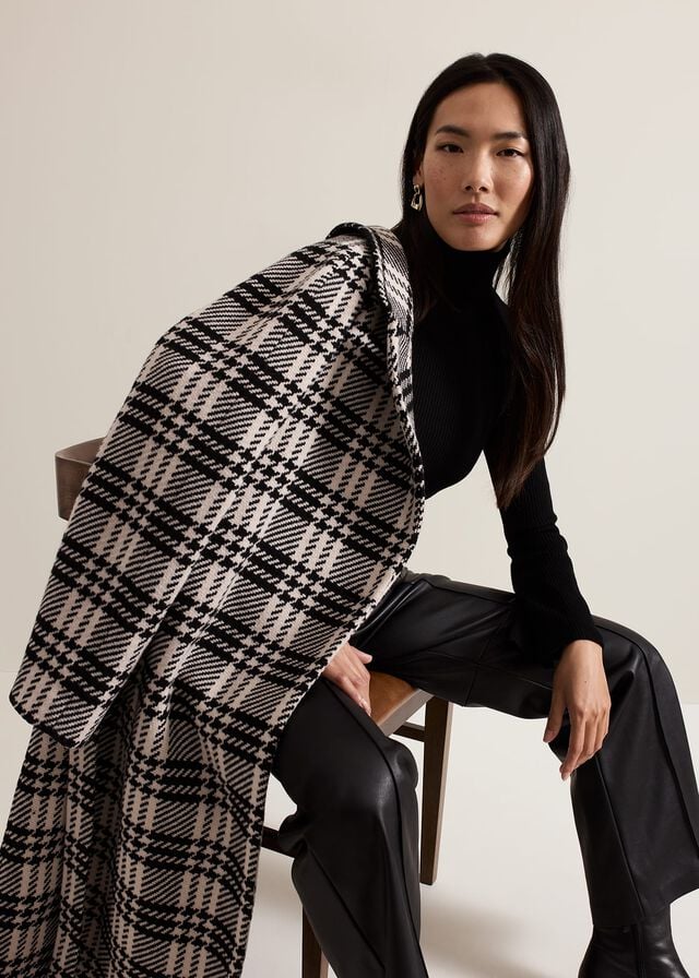 Black / White Phase Eight Cassie Check Wool Coats | 8265ULHYT