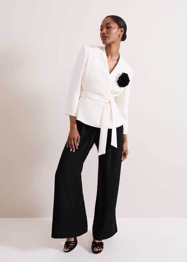 White Phase Eight Sophin Ivory Corsage Coats | 3620TKBES