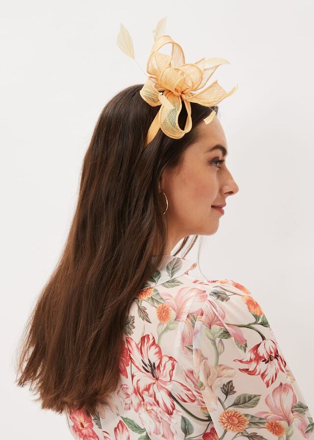 Yellow Phase Eight Yellow Bow And Feather Hats | 1836IAXQN